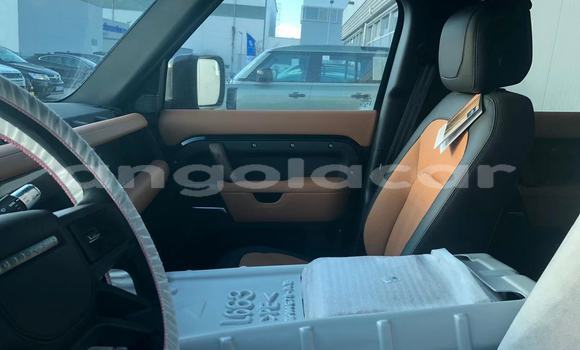 Buy Used Land Rover Defender Black Car in Malanje in Malanje Province Buy Used Land Rover Defender Black Car in Malanje in Malanje Province