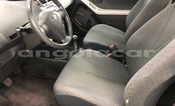 Comprar Usado Toyota Yaris Branco Carro em Benguela em Benguela Comprar Usado Toyota Yaris Branco Carro em Benguela em Benguela