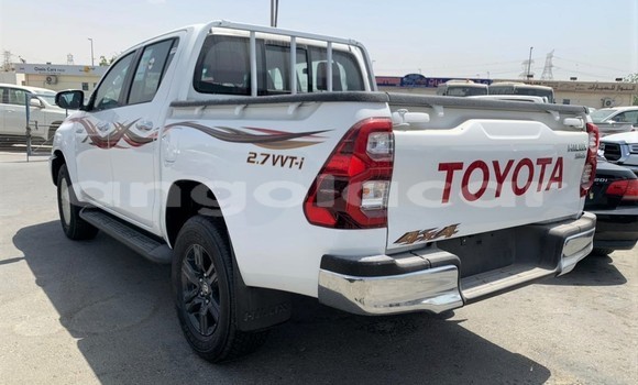 Comprar Novo Toyota Hilux Branco Carro em Import - Dubai em Bengo Province Comprar Novo Toyota Hilux Branco Carro em Import - Dubai em Bengo Province