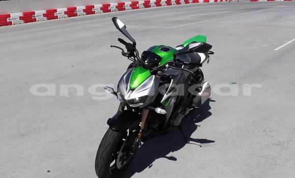 Comprar Usado Kawasaki Z 1000 Outro Moto em Luanda em Luanda Province Comprar Usado Kawasaki Z 1000 Outro Moto em Luanda em Luanda Province