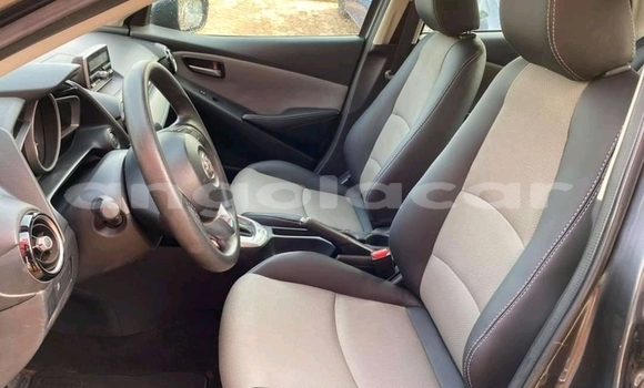 Comprar Usado Toyota Yaris Outro Carro em Import - Dubai em Bengo Province Comprar Usado Toyota Yaris Outro Carro em Import - Dubai em Bengo Province
