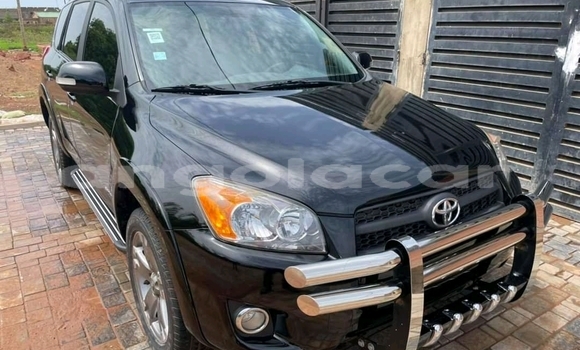 Acheter Occasion Voiture Toyota RAV4 Noir à Import - Dubai, Province de Bengo Acheter Occasion Voiture Toyota RAV4 Noir à Import - Dubai, Province de Bengo