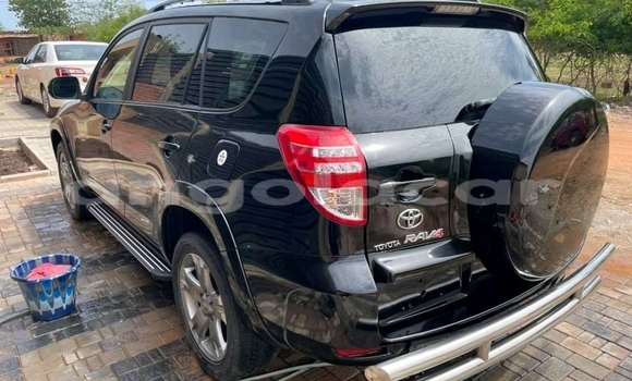 Comprar Usado Toyota RAV4 Preto Carro em Import - Dubai em Bengo Province Comprar Usado Toyota RAV4 Preto Carro em Import - Dubai em Bengo Province