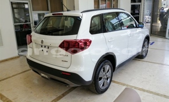 Acheter Occasion Voiture Suzuki Vitara Blanc à Luena, Moxico Acheter Occasion Voiture Suzuki Vitara Blanc à Luena, Moxico