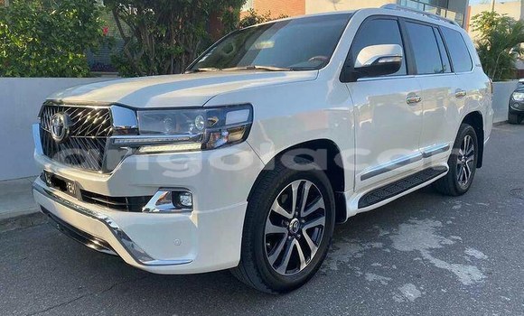 Acheter Occasion Voiture Toyota Land Cruiser Blanc à Luanda, Province de Luanda Acheter Occasion Voiture Toyota Land Cruiser Blanc à Luanda, Province de Luanda