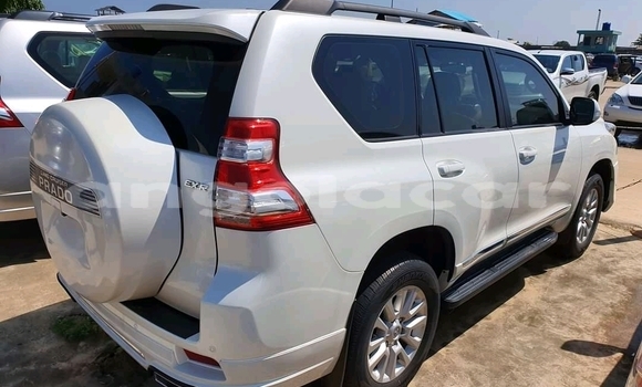 Buy New Toyota Land Cruiser Prado White Car in Luena in Moxico Buy New Toyota Land Cruiser Prado White Car in Luena in Moxico