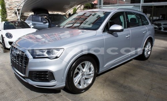 Acheter Occasion Voiture Audi Q7 Gris à Luena, Moxico Acheter Occasion Voiture Audi Q7 Gris à Luena, Moxico