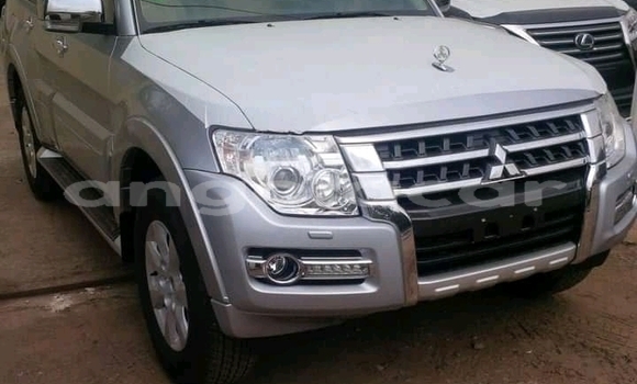 Buy Used Mitsubishi Pajero Silver Car in Luena in Moxico Buy Used Mitsubishi Pajero Silver Car in Luena in Moxico