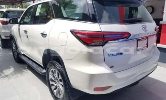 Buy New Toyota Fortuner White Car in Luena in Moxico Buy New Toyota Fortuner White Car in Luena in Moxico