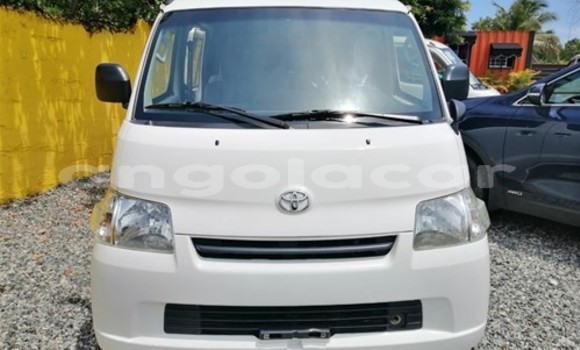 Acheter Occasion Voiture Toyota TownAce Blanc à Luena, Moxico Acheter Occasion Voiture Toyota TownAce Blanc à Luena, Moxico