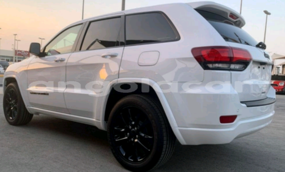 Acheter Occasion Voiture Jeep Cherokee Blanc à Luanda, Province de Luanda Acheter Occasion Voiture Jeep Cherokee Blanc à Luanda, Province de Luanda