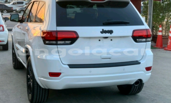 Acheter Occasion Voiture Jeep Cherokee Blanc à Luanda, Province de Luanda Acheter Occasion Voiture Jeep Cherokee Blanc à Luanda, Province de Luanda
