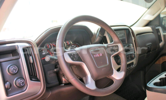Buy Used GMC Sierra Black Car in Luanda in Luanda Province Buy Used GMC Sierra Black Car in Luanda in Luanda Province