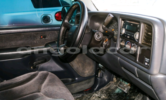 Comprar Usado GMC Sierra Vermelho Carro em Luanda em Luanda Province Comprar Usado GMC Sierra Vermelho Carro em Luanda em Luanda Province