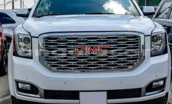 Comprar Usado GMC Yukon Branco Carro em Luanda em Luanda Province
