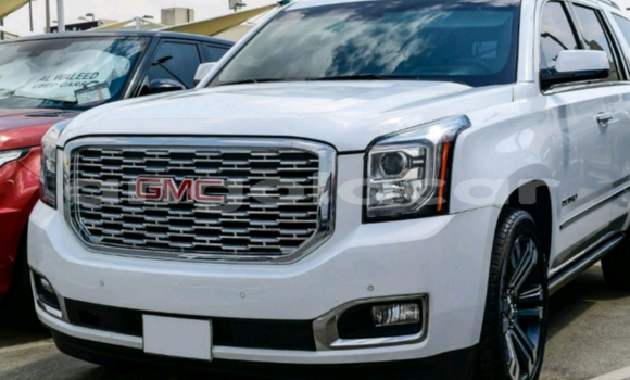 Comprar Usado GMC Yukon Branco Carro em Luanda em Luanda Province Comprar Usado GMC Yukon Branco Carro em Luanda em Luanda Province