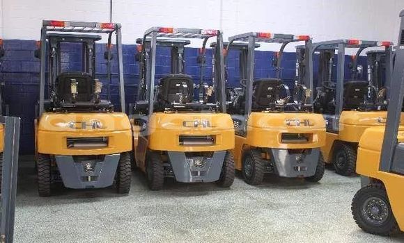 Buy Used Iveco Cargo Other Truck in Luanda in Luanda Province