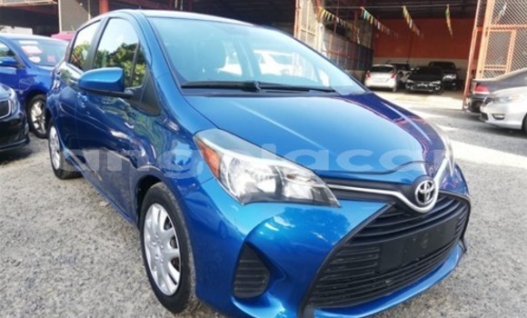 Comprar Usado Toyota Yaris Azul Carro em Luanda em Luanda Province