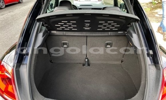 Acheter Occasion Voiture Volkswagen Beetle Noir à Luanda, Province de Luanda Acheter Occasion Voiture Volkswagen Beetle Noir à Luanda, Province de Luanda