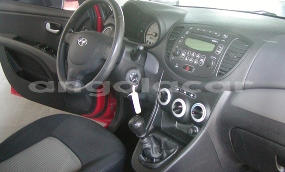 Comprar Usado Hyundai i10 Vermelho Carro em Namibe em Namibe Province Comprar Usado Hyundai i10 Vermelho Carro em Namibe em Namibe Province
