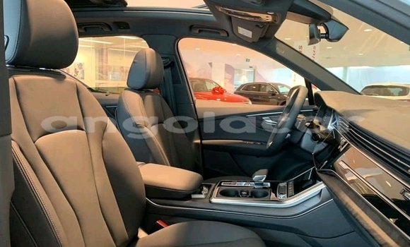 Comprar Usado Audi Q7 Branco Carro em Moçâmedes em Namibe Province Comprar Usado Audi Q7 Branco Carro em Moçâmedes em Namibe Province