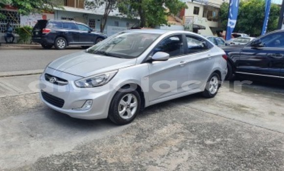 Comprar Usado Hyundai Accent Prata Carro em Benguela em Benguela Comprar Usado Hyundai Accent Prata Carro em Benguela em Benguela