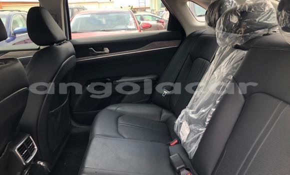 Comprar Usado Kia K5 Prata Carro em N'zeto em Zaire Comprar Usado Kia K5 Prata Carro em N'zeto em Zaire