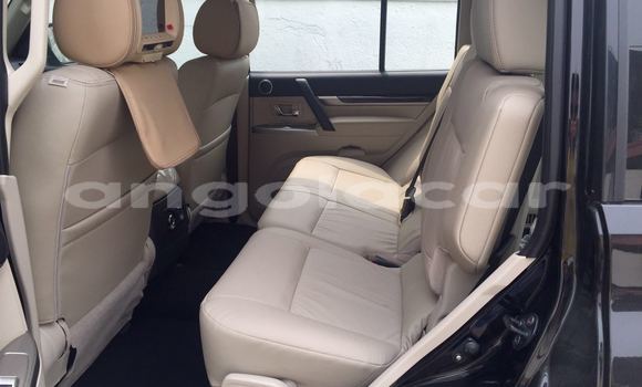 Comprar Usado Mitsubishi Pajero Preto Carro em N'zeto em Zaire Comprar Usado Mitsubishi Pajero Preto Carro em N'zeto em Zaire