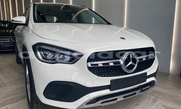 Acheter Occasion Voiture Mercedes-Benz GLA-klasse Blanc à Luena, Moxico Acheter Occasion Voiture Mercedes-Benz GLA-klasse Blanc à Luena, Moxico