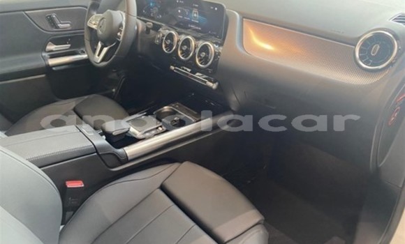 Acheter Occasion Voiture Mercedes-Benz GLA-klasse Blanc à Luena, Moxico Acheter Occasion Voiture Mercedes-Benz GLA-klasse Blanc à Luena, Moxico