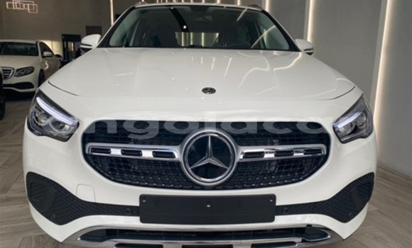 Acheter Occasion Voiture Mercedes-Benz GLA-klasse Blanc à Luena, Moxico Acheter Occasion Voiture Mercedes-Benz GLA-klasse Blanc à Luena, Moxico