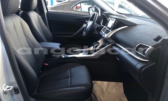 Acheter Occasion Voiture Mitsubishi Eclipse Cross Gris à Luanda, Province de Luanda Acheter Occasion Voiture Mitsubishi Eclipse Cross Gris à Luanda, Province de Luanda