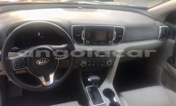 Buy Used Kia Sportage Silver Car in Luanda in Luanda Province Buy Used Kia Sportage Silver Car in Luanda in Luanda Province