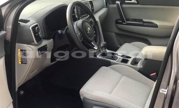 Buy Used Kia Sportage Silver Car in Luanda in Luanda Province Buy Used Kia Sportage Silver Car in Luanda in Luanda Province