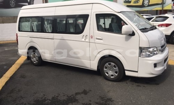 Buy Used Jinbei Haise White Car in Luanda in Luanda Province Buy Used Jinbei Haise White Car in Luanda in Luanda Province