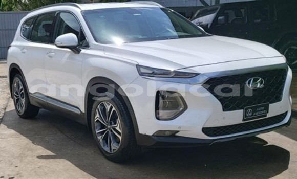 Acheter Occasion Voiture Hyundai Santa Fe Blanc à N'zeto, Zaïre Acheter Occasion Voiture Hyundai Santa Fe Blanc à N'zeto, Zaïre