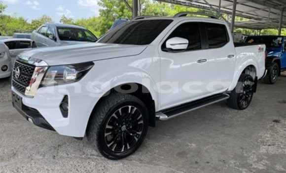 Buy Used Nissan Frontier White Car in Soyo in Zaire Buy Used Nissan Frontier White Car in Soyo in Zaire