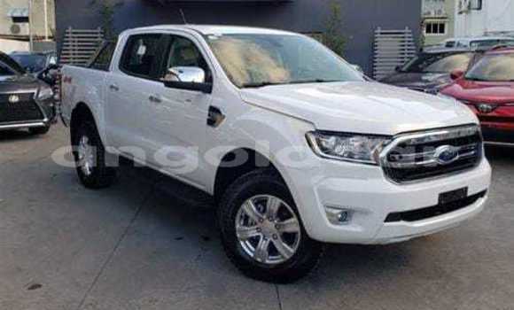 Acheter Occasion Voiture Ford Ranger Blanc à Soyo, Zaïre Acheter Occasion Voiture Ford Ranger Blanc à Soyo, Zaïre