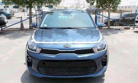 Comprar Usado Kia rio Azul Carro em Luanda em Luanda Province