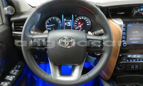 Comprar Usado Toyota Fortuner Preto Carro em Soyo em Zaire Comprar Usado Toyota Fortuner Preto Carro em Soyo em Zaire