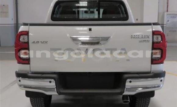 Acheter Neuf Voiture Toyota Hilux Blanc à Luena, Moxico Acheter Neuf Voiture Toyota Hilux Blanc à Luena, Moxico