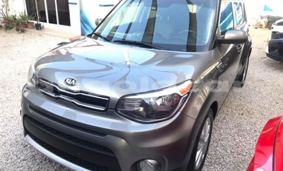 Buy Used Kia Soul Silver Car in Luena in Moxico