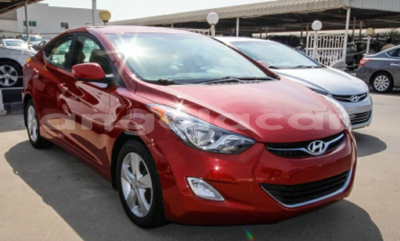 Comprar Usado Hyundai Elantra Vermelho Carro em Caxito em Bengo