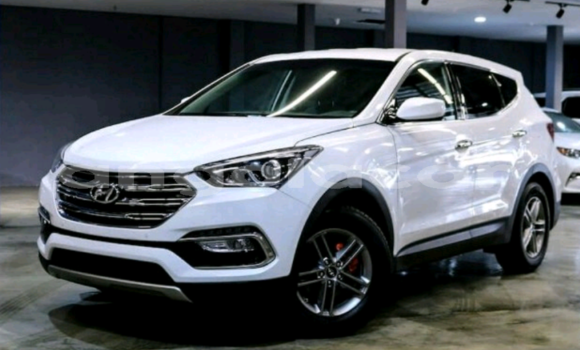 Comprar Novo Hyundai Santa Fe Branco Carro em Luanda em Luanda Province Comprar Novo Hyundai Santa Fe Branco Carro em Luanda em Luanda Province