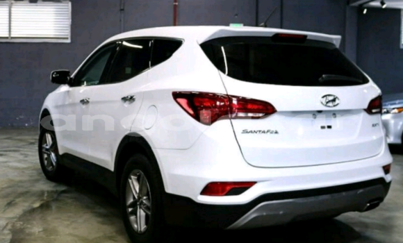 Comprar Novo Hyundai Santa Fe Branco Carro em Luanda em Luanda Province Comprar Novo Hyundai Santa Fe Branco Carro em Luanda em Luanda Province