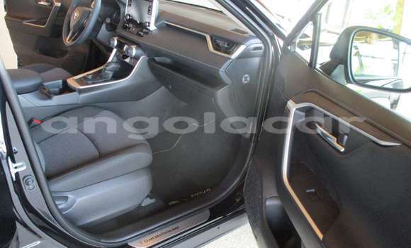Comprar Novo Toyota RAV4 Preto Carro em Soyo em Zaire Comprar Novo Toyota RAV4 Preto Carro em Soyo em Zaire