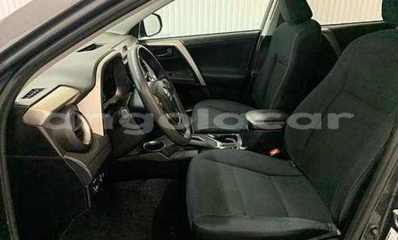 Comprar Usado Toyota RAV4 Preto Carro em Soyo em Zaire Comprar Usado Toyota RAV4 Preto Carro em Soyo em Zaire