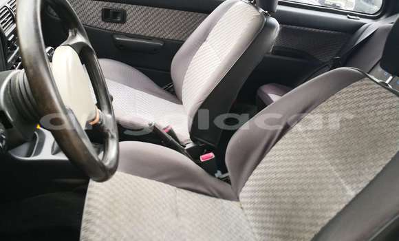 Acheter Occasion Voiture Toyota Corolla Noir à N'dalatando, Province de Cuanza Norte Acheter Occasion Voiture Toyota Corolla Noir à N'dalatando, Province de Cuanza Norte