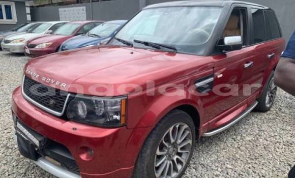 Acheter Neuf Voiture Range Rover Range Rover Rouge à Luanda, Province de Luanda Acheter Neuf Voiture Range Rover Range Rover Rouge à Luanda, Province de Luanda