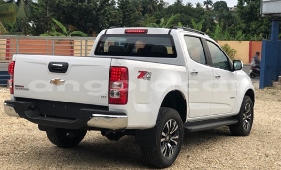 Comprar Usado Chevlolet Spin Branco Carro em Luena em Moxico Comprar Usado Chevlolet Spin Branco Carro em Luena em Moxico